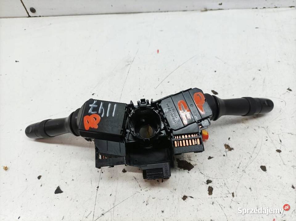 PRZEŁĄCZNIK ZESPOLONY 17F610 Toyota Auris I Panele sterowania, przełączniki