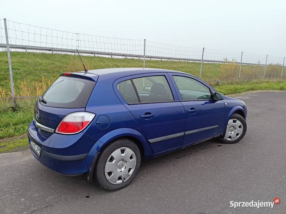 Opel Astra H 14 90 LPG nieuszkodzony Parzęczew