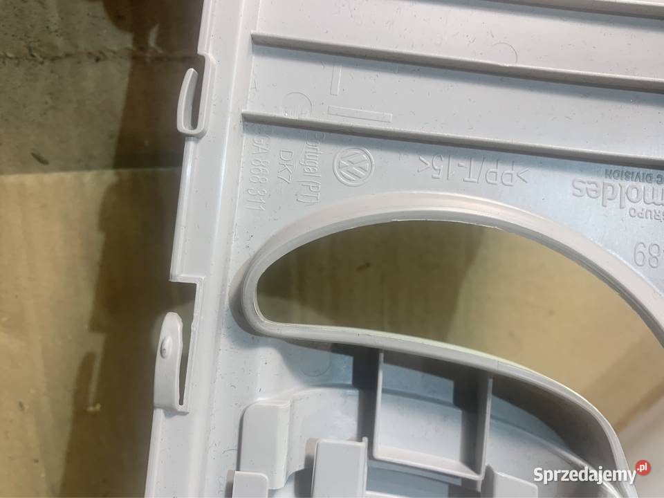 Osłona słupka B lewa 2GA868311 vw troc Szczecin