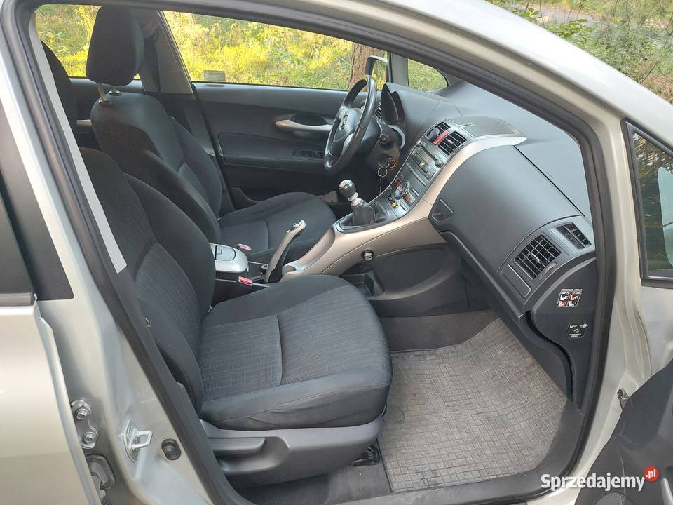 Toyota Auris 16 valvematic benz LPG 132 z 1598cm3 Końskie