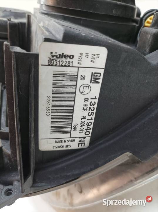LAMPA PRZÓD PRAWA LIFT FL EUROPA 13251940 Opel Lampy przednie sprzedam