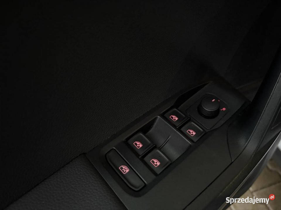 SEAT Arona 2023r Salon Polska Niski przebieg Rok produkcji 2023 Warszawa