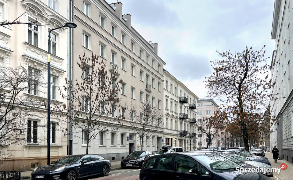 ŚRÓDMIEŚCIE KAMIENICA Z 1926R HOŻA 59 WINDA internet Warszawa