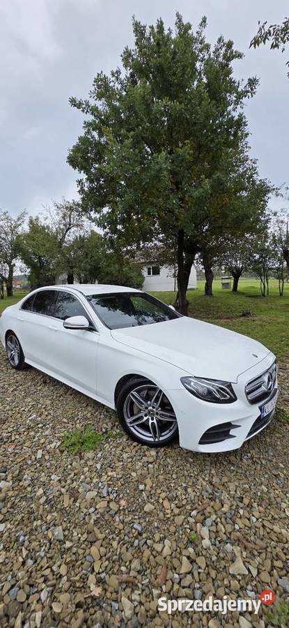 Sprzedam Pieknego Mercedesa E AMG Pakiet PREMIUM Napęd 2x4