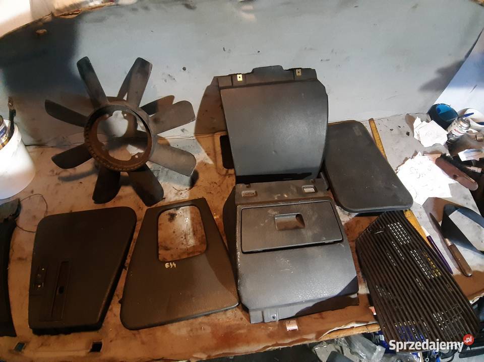 Sterownik klimatyzacji schowek kierowcy BMW e34 osobowe Olza