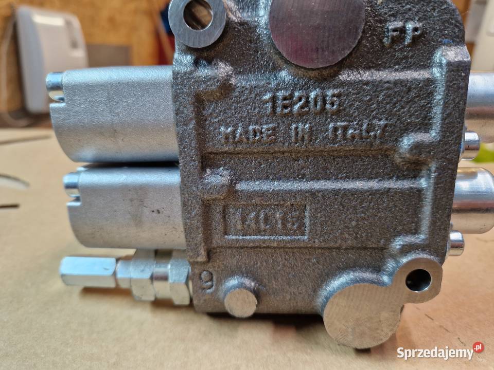 Rozdzielacz Hydrauliczny sprzedam