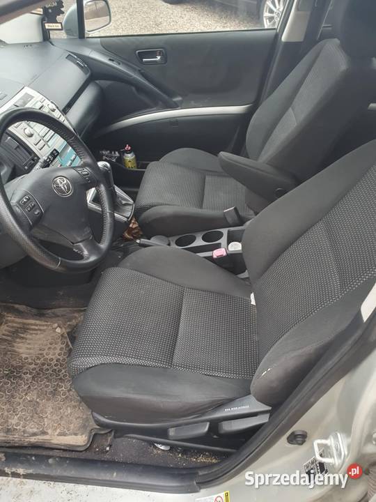 Sprzedam Toyota corolla verso Morąg