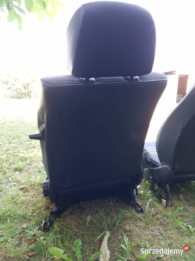 Fotele Golf III 3 wersja GT 3 drzwiowy 3D osobowe Tomaszów Mazowiecki