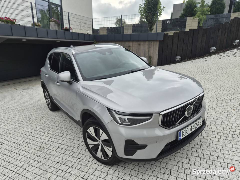 VOLVO XC 40 hybryda plug-in