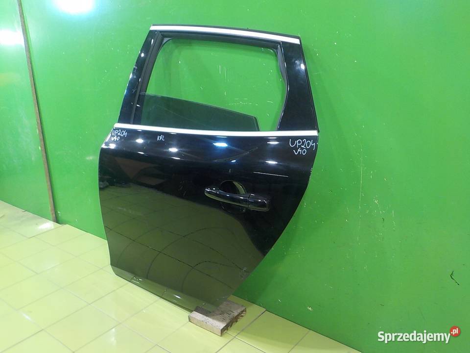 VOLVO V40 II LIFT RDESIGN 20 T2 18r HB 5D drzwi osobowe Suków