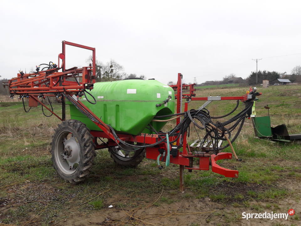 Opryskiwacz ciągany 2000l hydrauliczny 15m Łopiennik Dolny-Kolonia sprzedam