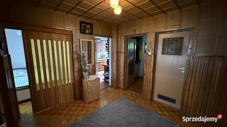 Duża posiadłość 300 m jeziora Mikorzyn k Ślesina