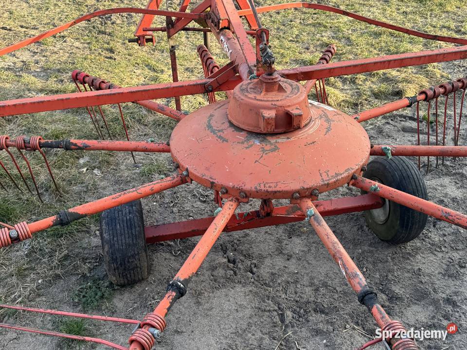 Zgrabiarka Fella 325 Boguszki