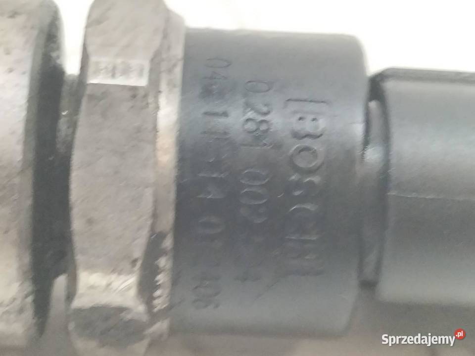 LISTWA WTRYSKOWA A6390700495 15 D Mitsubishi Rok produkcji 2005