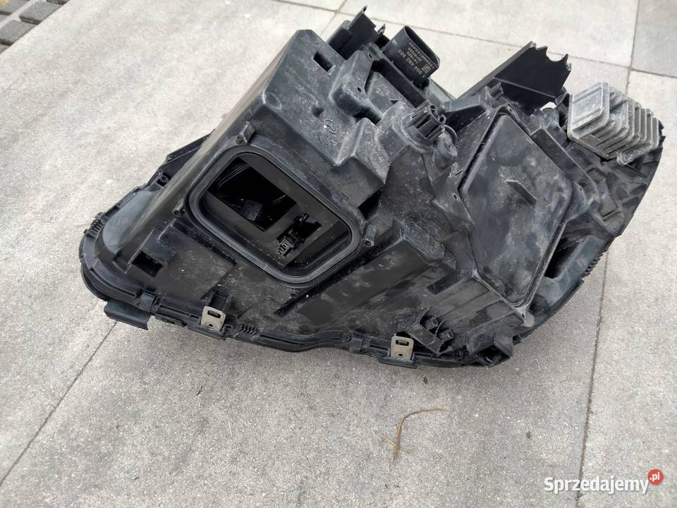 MERCEDES C klasa W205 prawa lampa led full Dęblin