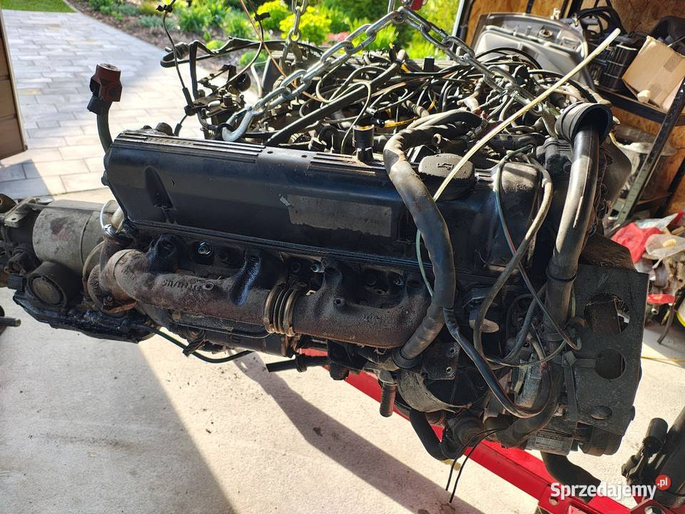 Silnik ze skrzynia M117 W126 560 SE SEC SEL osobowe Stalowa Wola