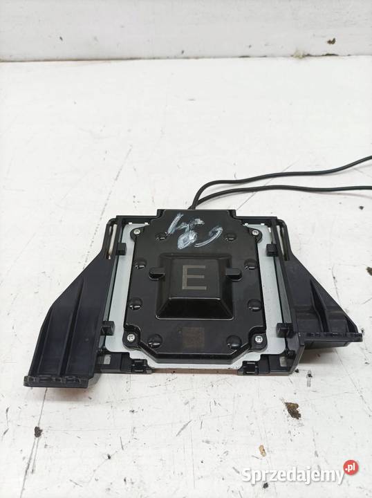 WZMACNIACZ 86862K0010 MODUŁ ANTENY Toyota Yaris osobowe