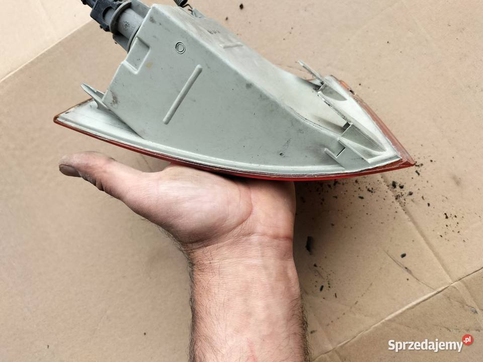 FIAT PUNTO 1 MK1 KIERUNKOWSKAZ LEWY Kamień-Kolonia sprzedam