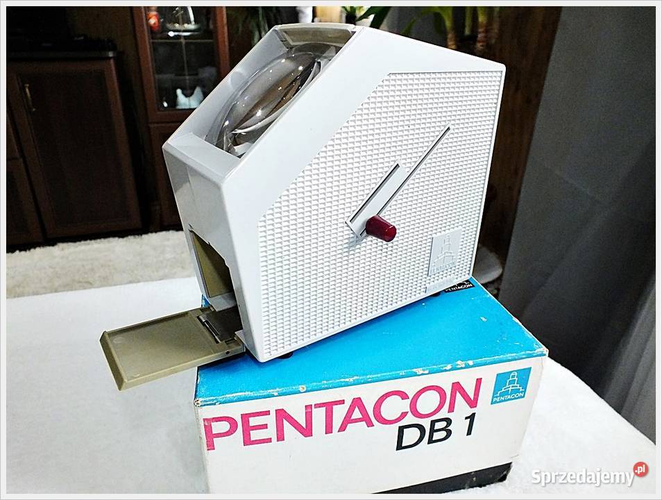 Rzutnik przeglądarka Pentacon DB1 na baterie R20 Żary