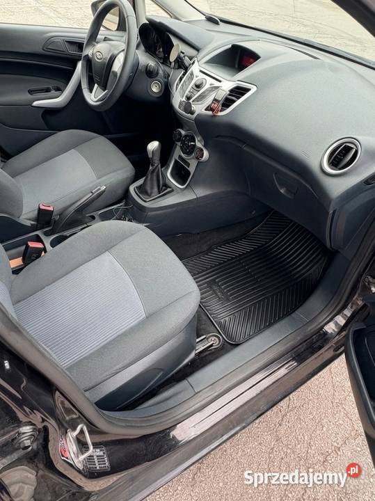 Ford Fiesta Mk7 125 Duratec 1 rej2013 Salon Radom