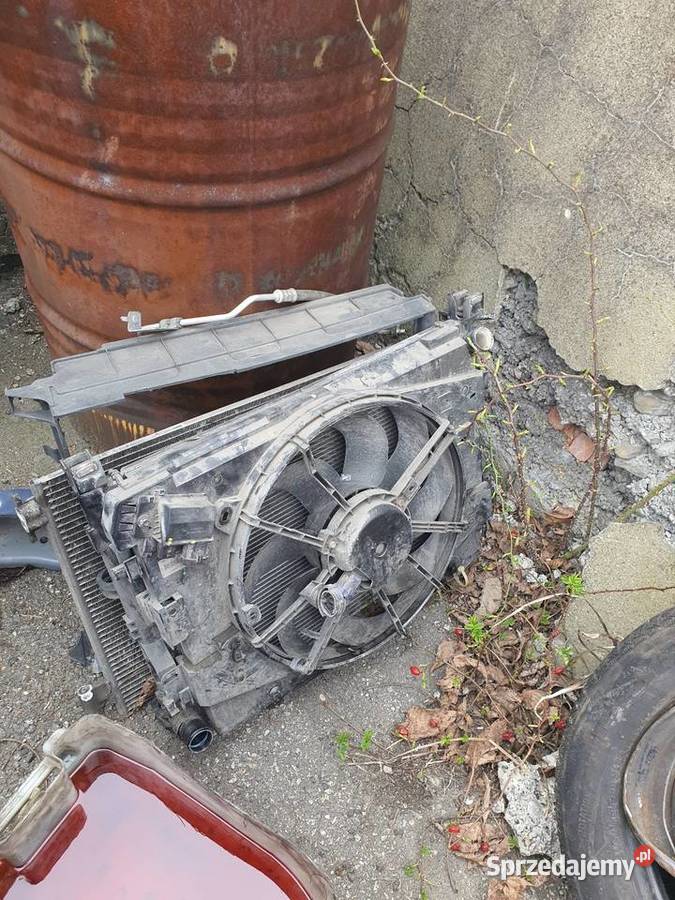Sprzedam Dacia Sandero uszkodzony komputer pokładowy śląskie Bielsko-Biała