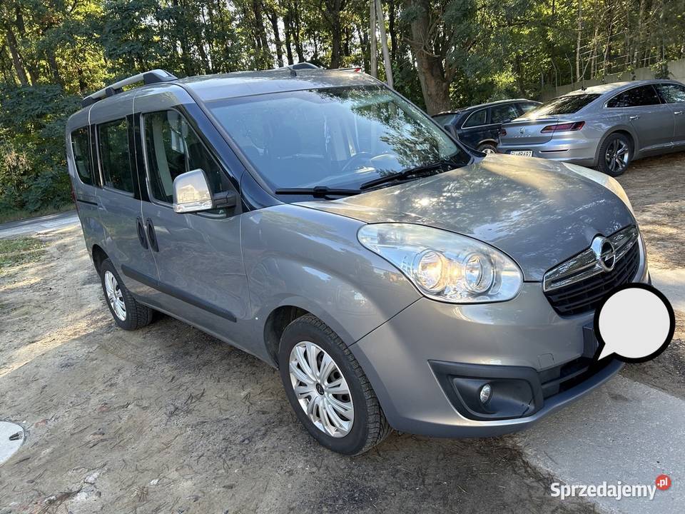 zamiana na osob dostawcze OPEL COMBO TOUR 16 7 1600cm3 Samochody osobowe Poznań