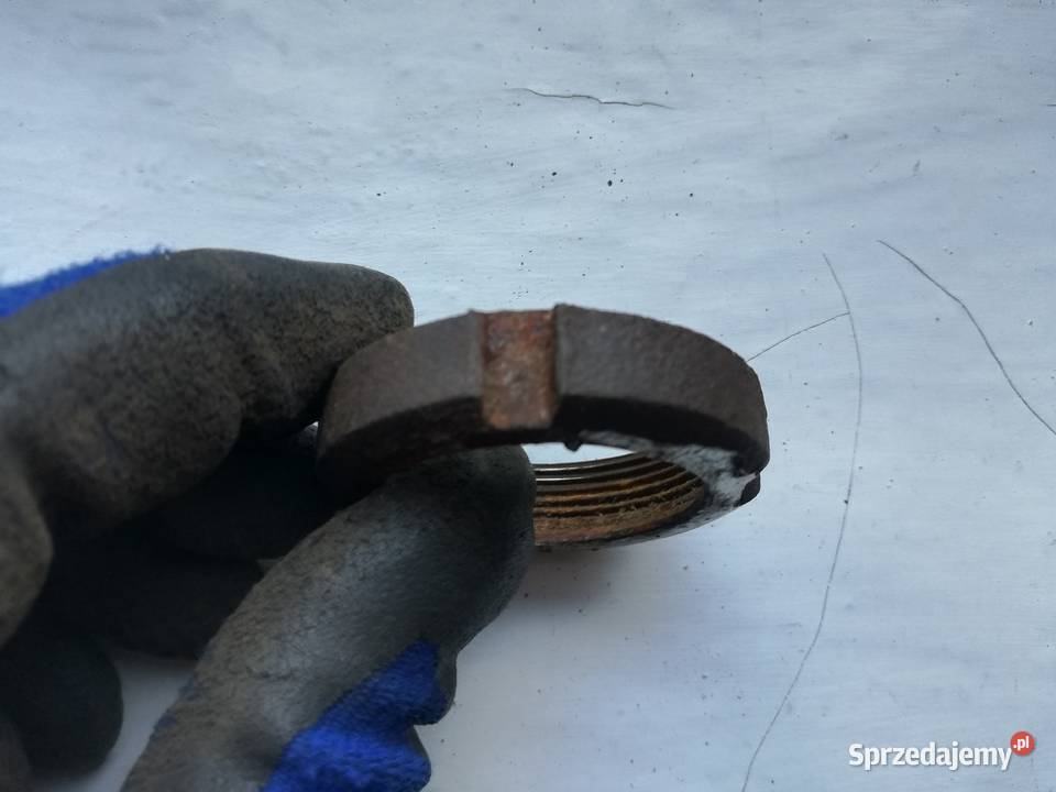 Wfm WSK nakrętka cylindra kolanka Dąbie sprzedam
