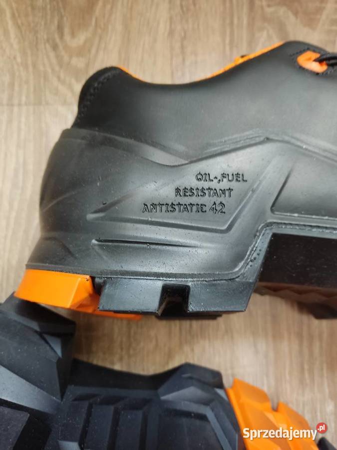 Obuwie ochronne robocze Uvex 42 nowe