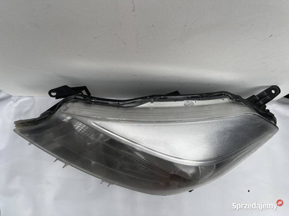 TOYOTA YARIS 3 LIFT LEWA LAMPA PRZÓD wielkopolskie Ostroróg