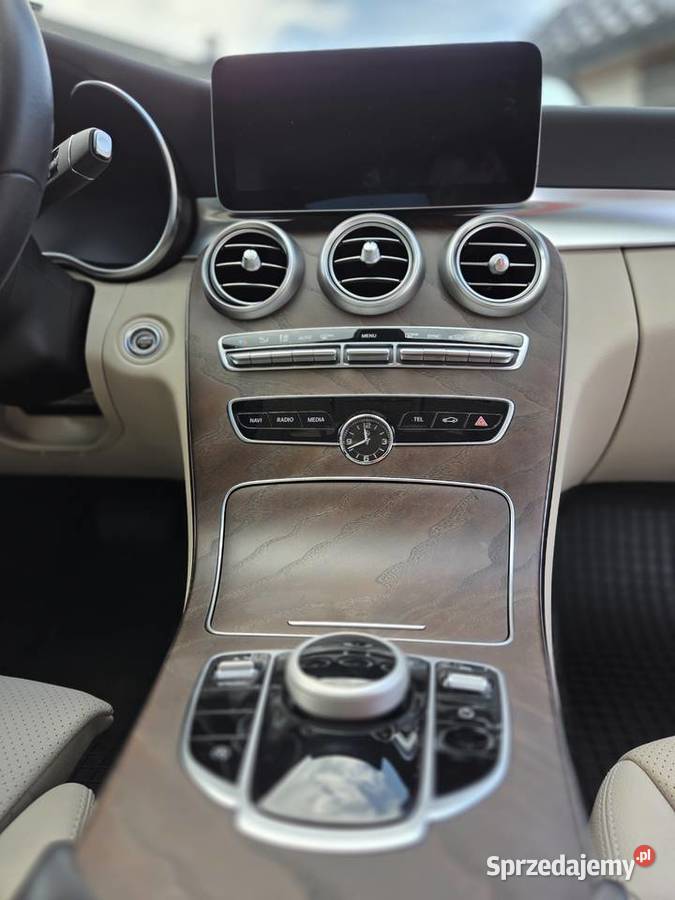 MercedesBenz Klasa C MercedesBenz C 300 4MATIC Chorowice sprzedam