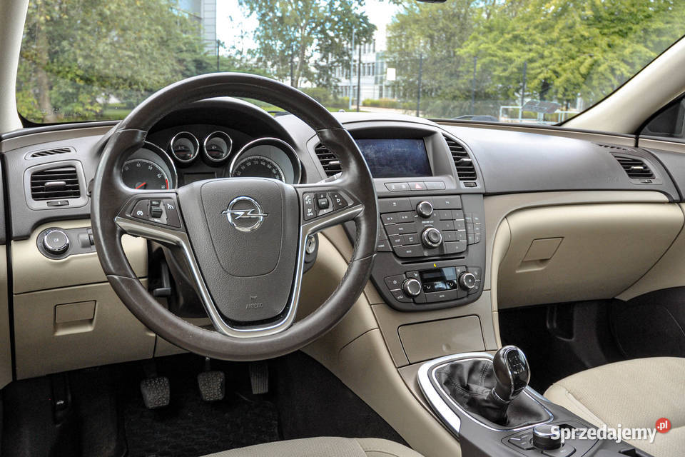 Opel Insignia 16T 180 Bezwypadkowa