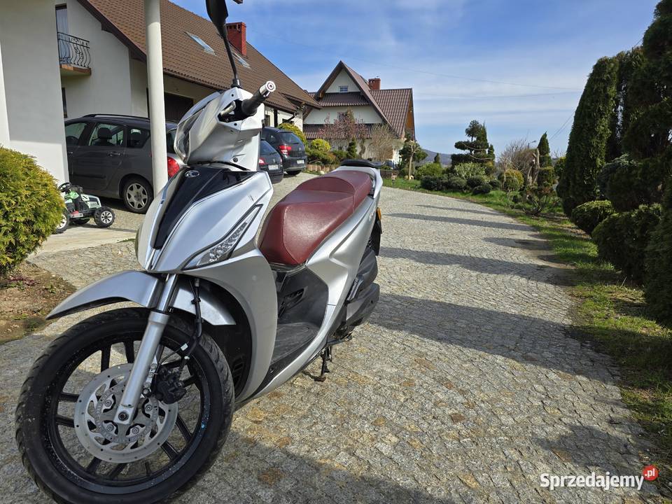 Skuter 50 ccm 125 ccm Suzuki Honda Peugeot KSR sprzedam