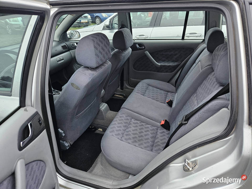 Skoda Octavia 16 benzynkaklima Lublin sprzedam