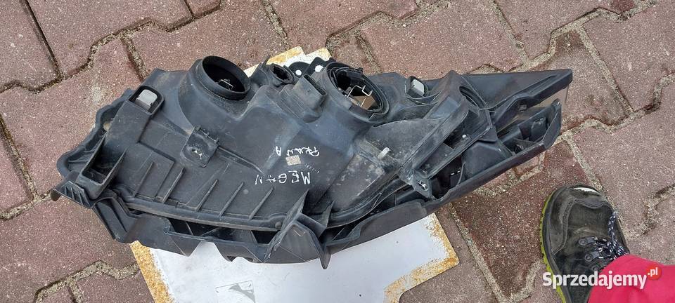 Lampa przód prawa Renault Megane II lampy przednie Oświetlenie Szczecin