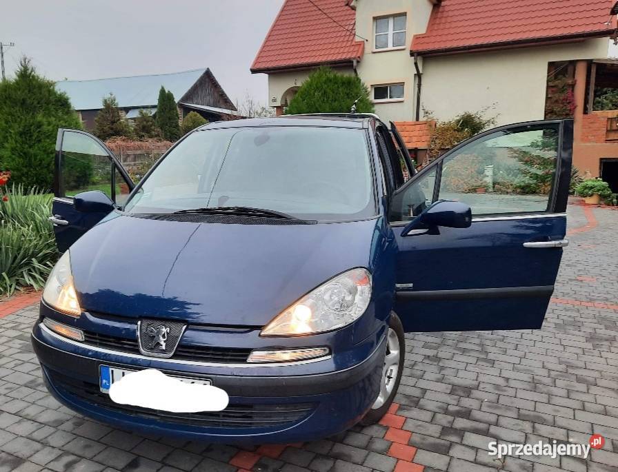8 osobowe auto rodzinne 807 Jeziorzany