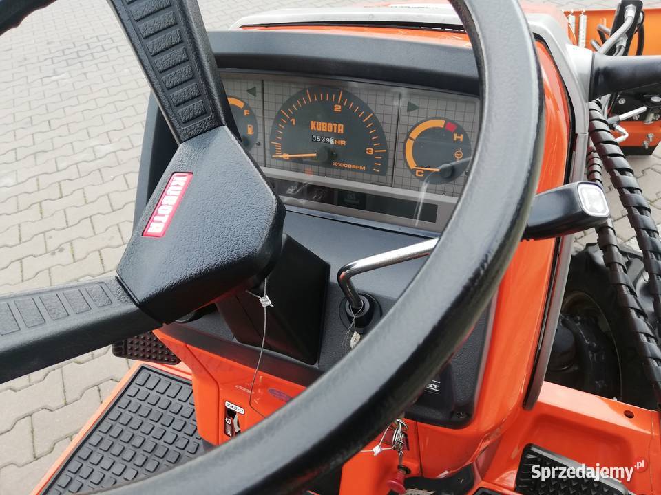 Traktor japoński KUBOTA Aste A15 diesel Pług Ciągniki Ciągniki łódzkie Kobiele Wielkie