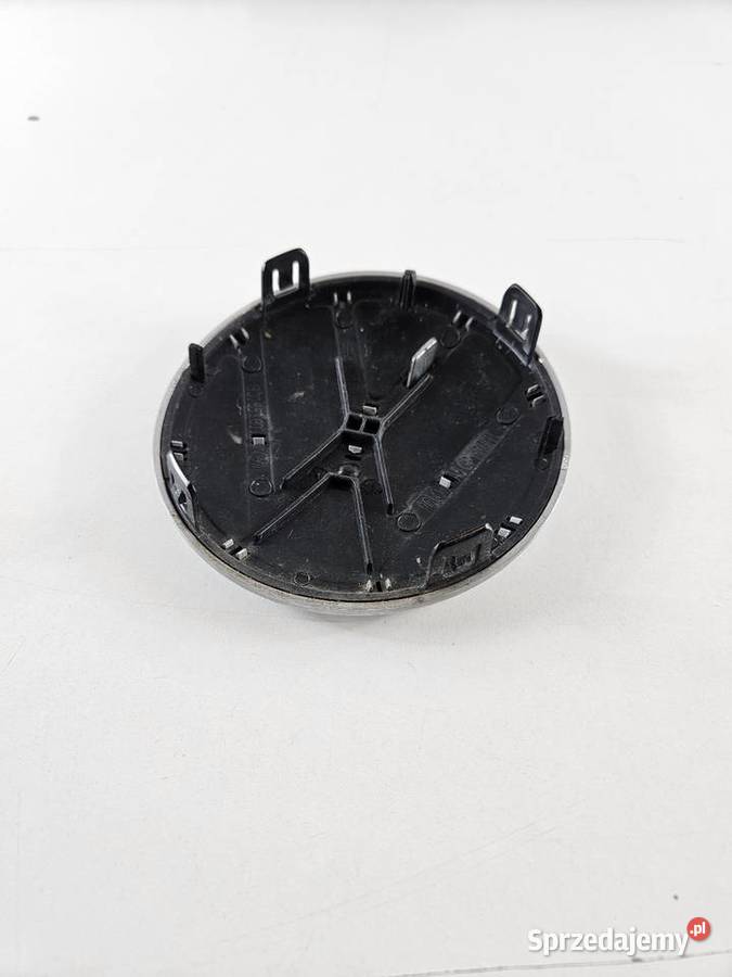 VW POLO V 5 LIFT 6C0 ZNACZEK EMBLEMAT GRILLA Międzychód