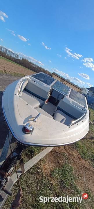 Łódka łódź bayliner capri panel foto kanapy sprzedam