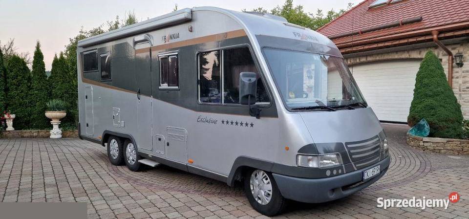 Frankia I 700 Samochód kepmingowy I rej 042001r