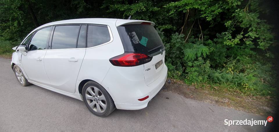Opel Zafira 20 CdtiAutomat7 Osobowy2013r Tomaszów Lubelski