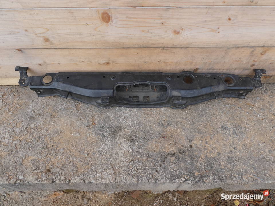 HYUNDAI I40 11 2011 PAS PRZEDNI WZMOCNIENIE GÓRA osobowe Wałbrzych