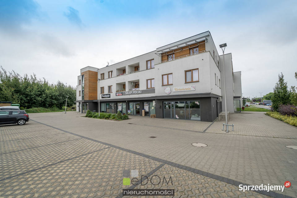 Lokal 5902m2 Wawrów sprzedam
