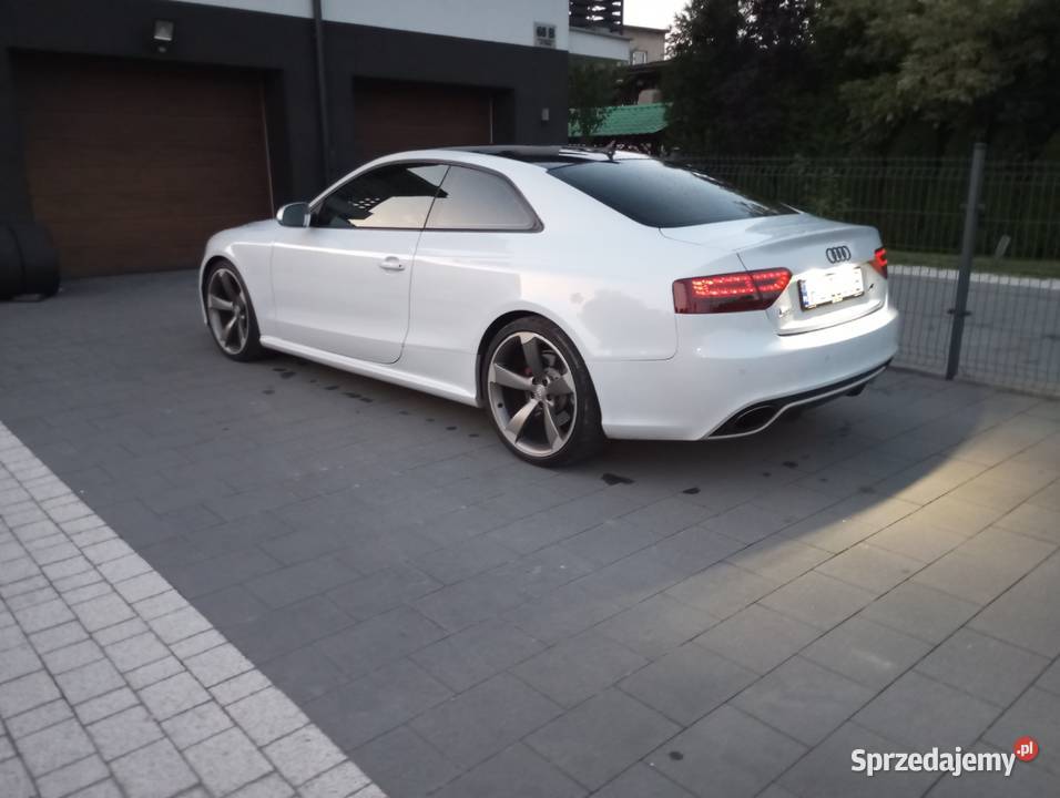 RS5 42 V8 biała perła wydech sportowy europa Wadowice