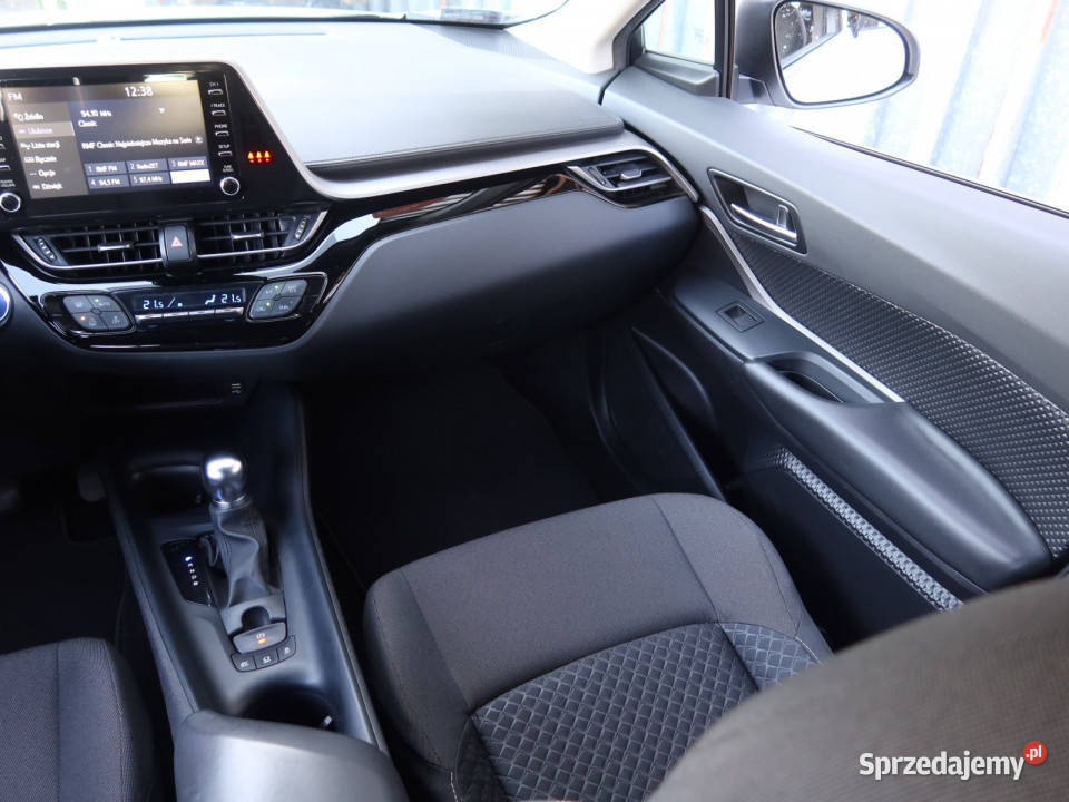 Toyota CHR 18 Hybrid pełny VAT Katowice