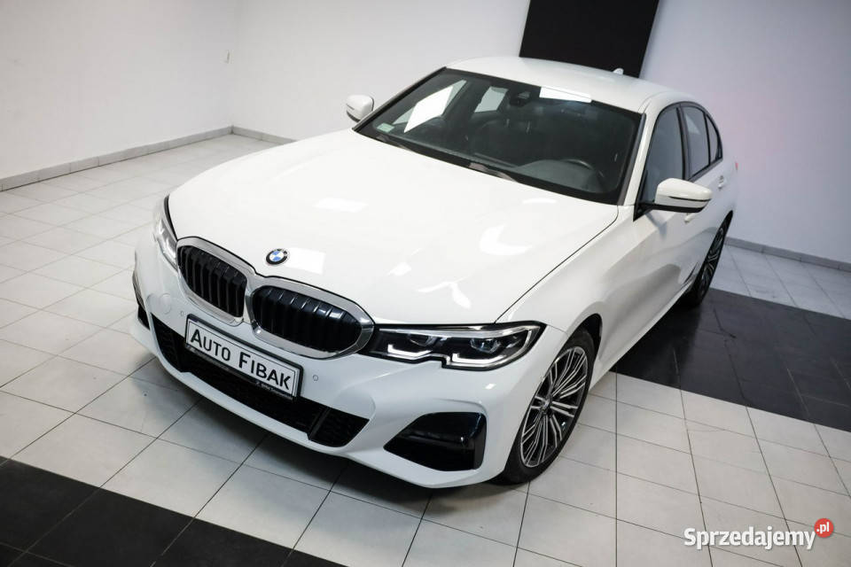 BMW 320 320dMPakietSalon PolskaI Rej 2022Vat23 wielofunkcyjna kierownica