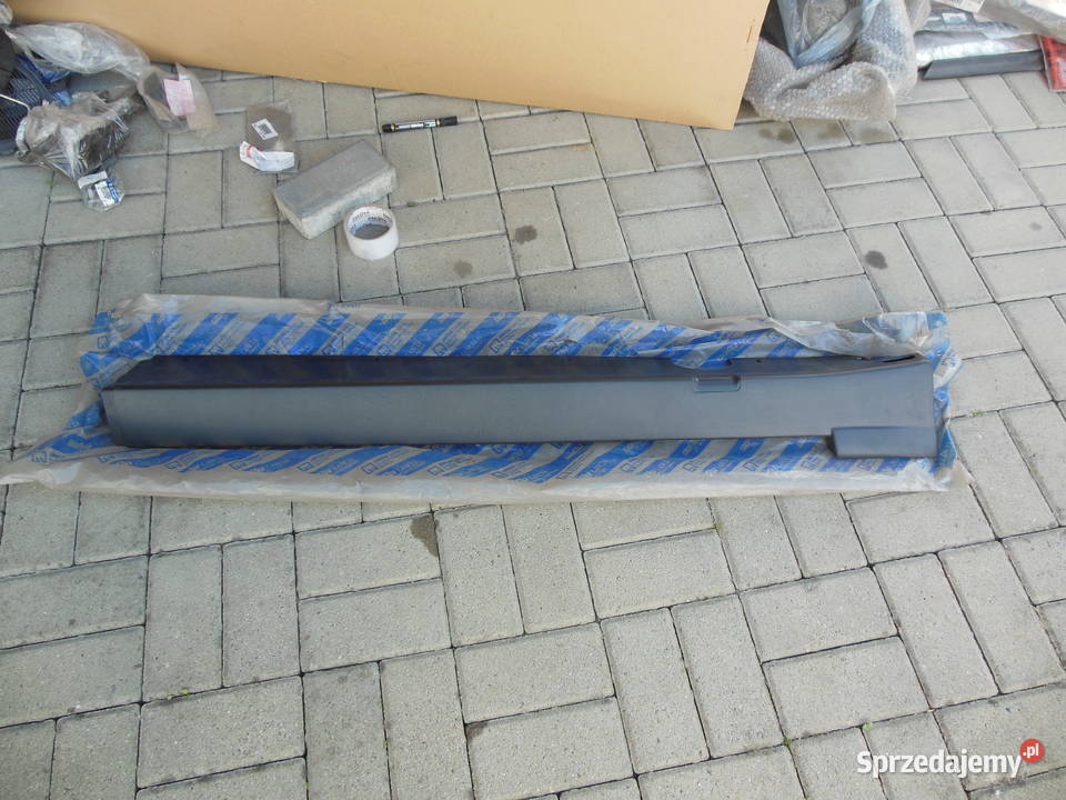 LISTWA ZEWNĘTRZNA 82437332 FIAT CROMA LANCIA Kozy