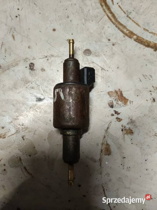 Pompka paliwa Webasto Thomas magnete 12 v Motoryzacja lubelskie Tomaszów Lubelski