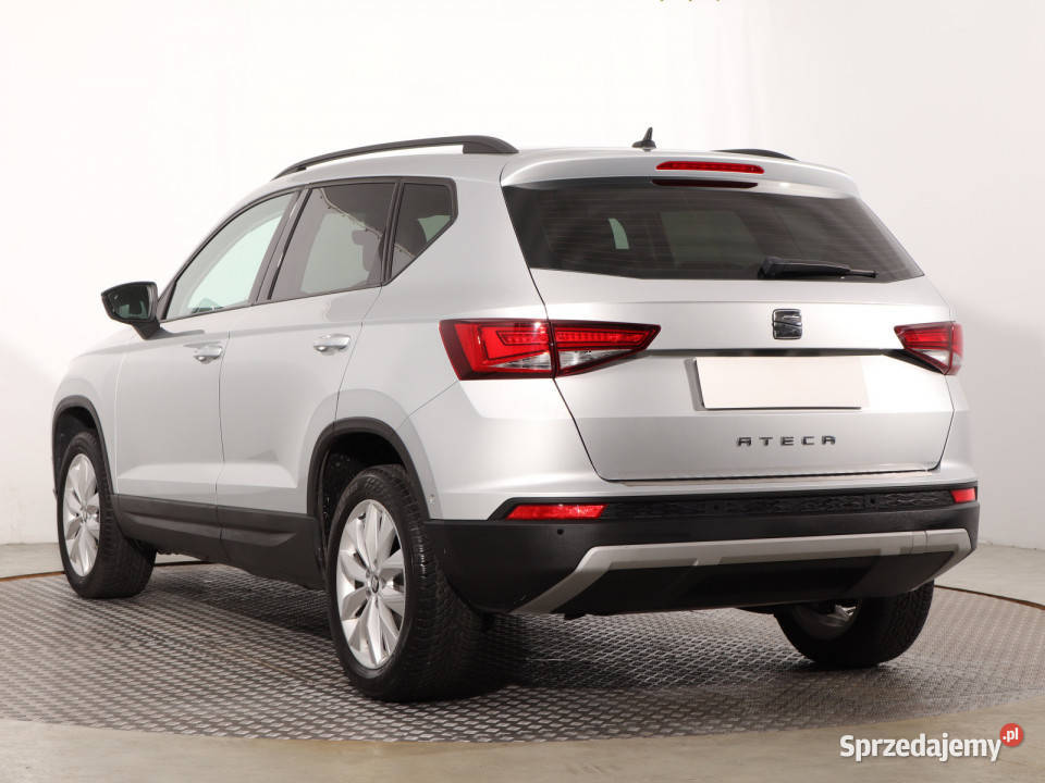 Seat Ateca 15 TSI asystent parkowania