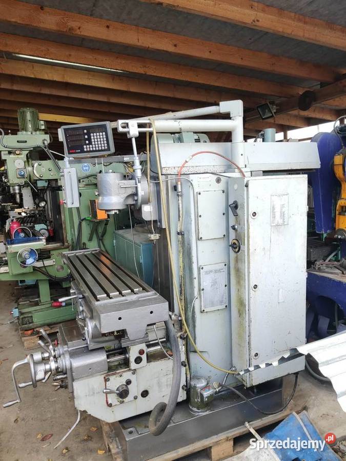 Frezarka uniwersalna narzedziowa do metalu Maków Podhalański