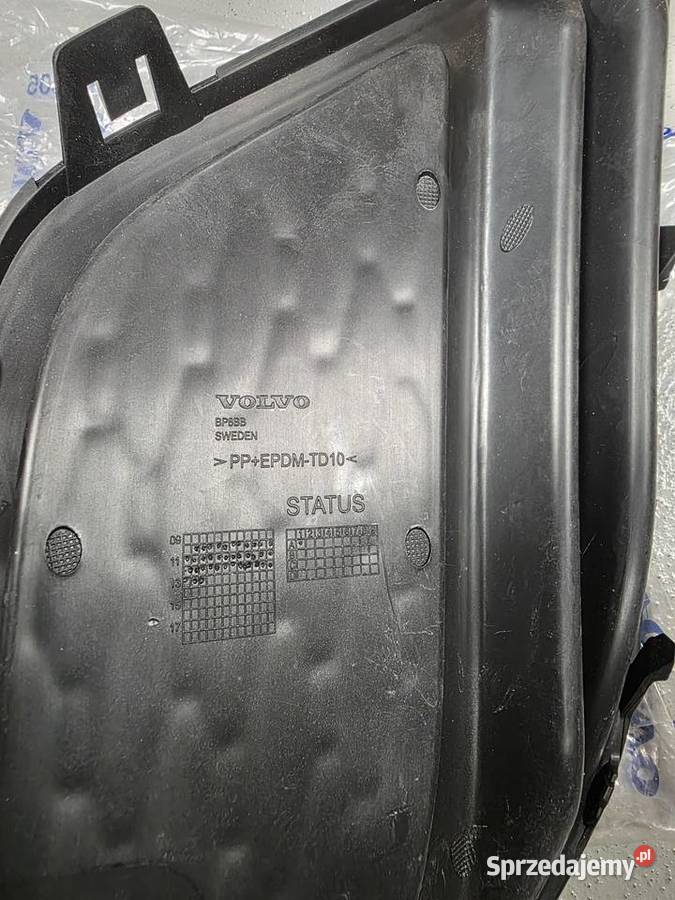 Kratka zaślepka lewa Volvo XC60 zderzaka przód osobowe Warszawa
